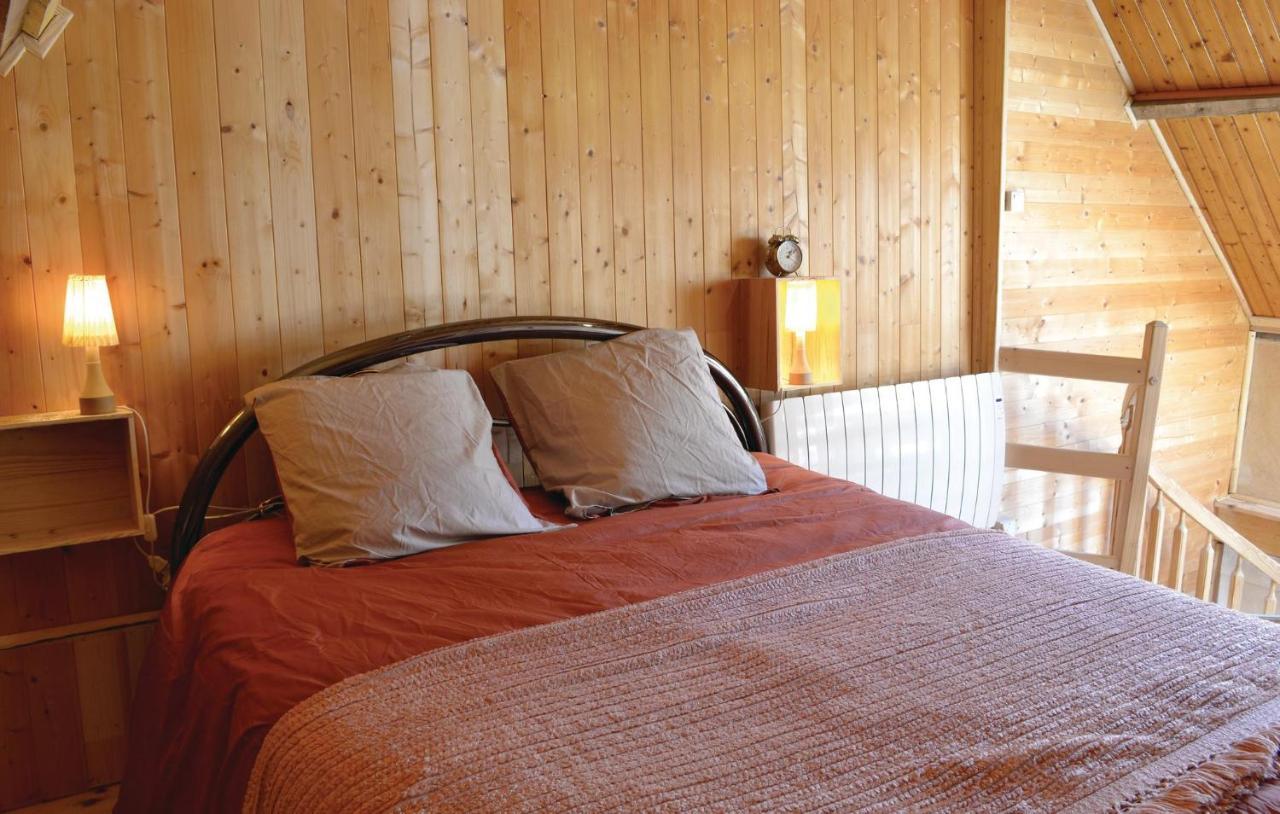Gorgeous Home In Senlecques With Kitchen エクステリア 写真